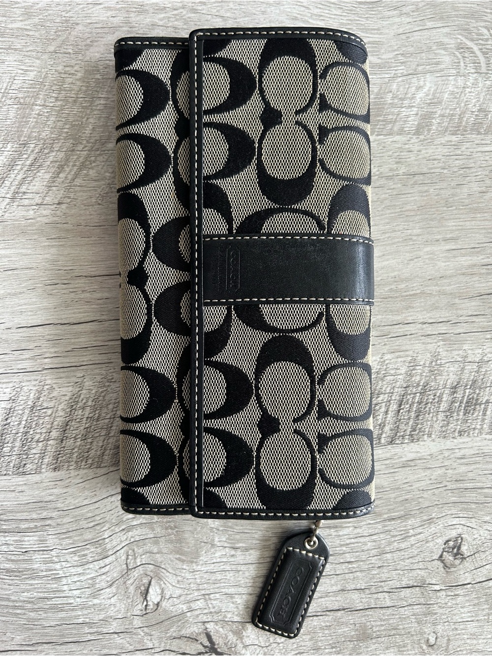 Vintage Coach Black Signature Hampton Canvas Trifold Wallet